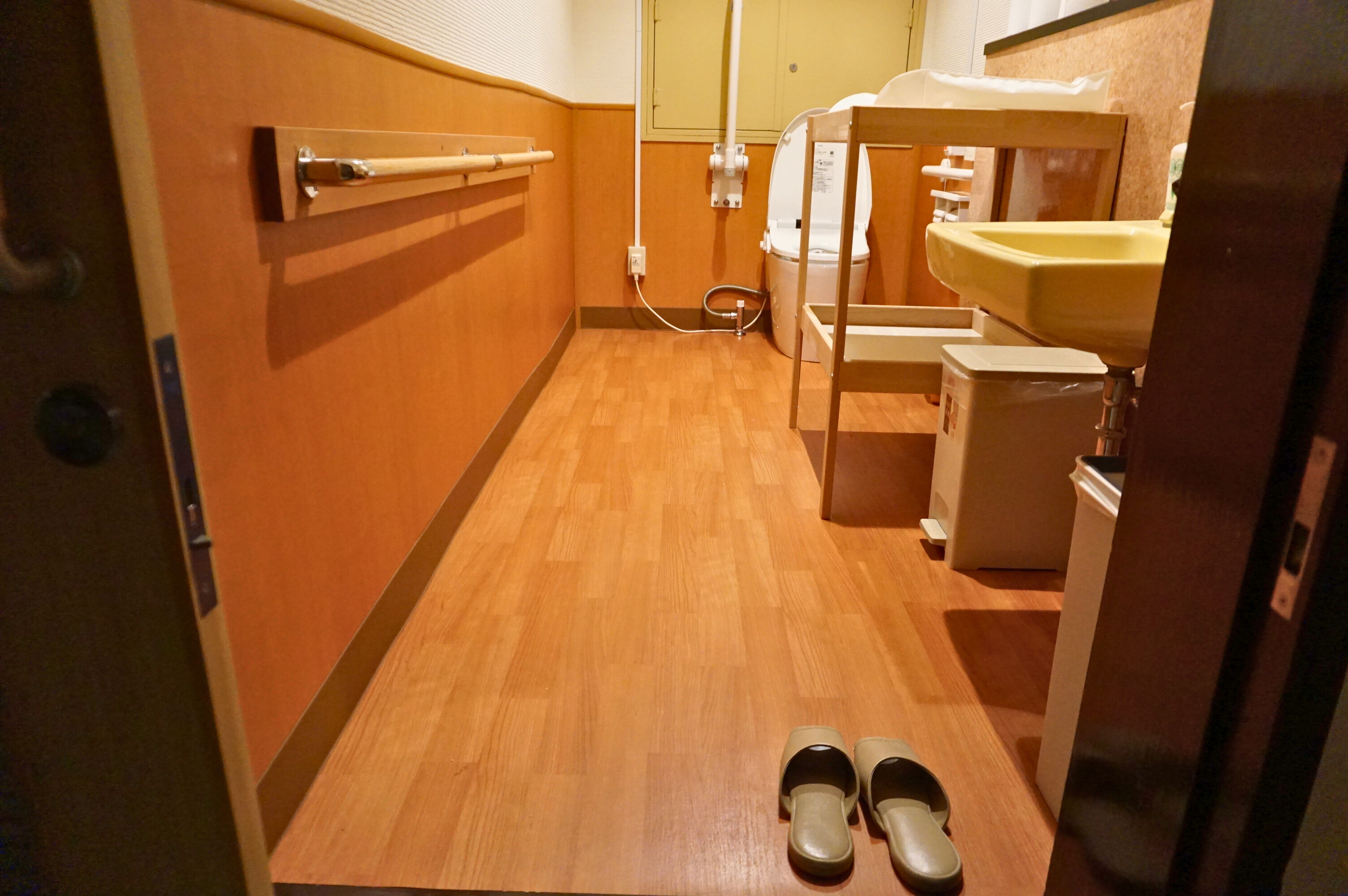 3階車いす対応トイレ