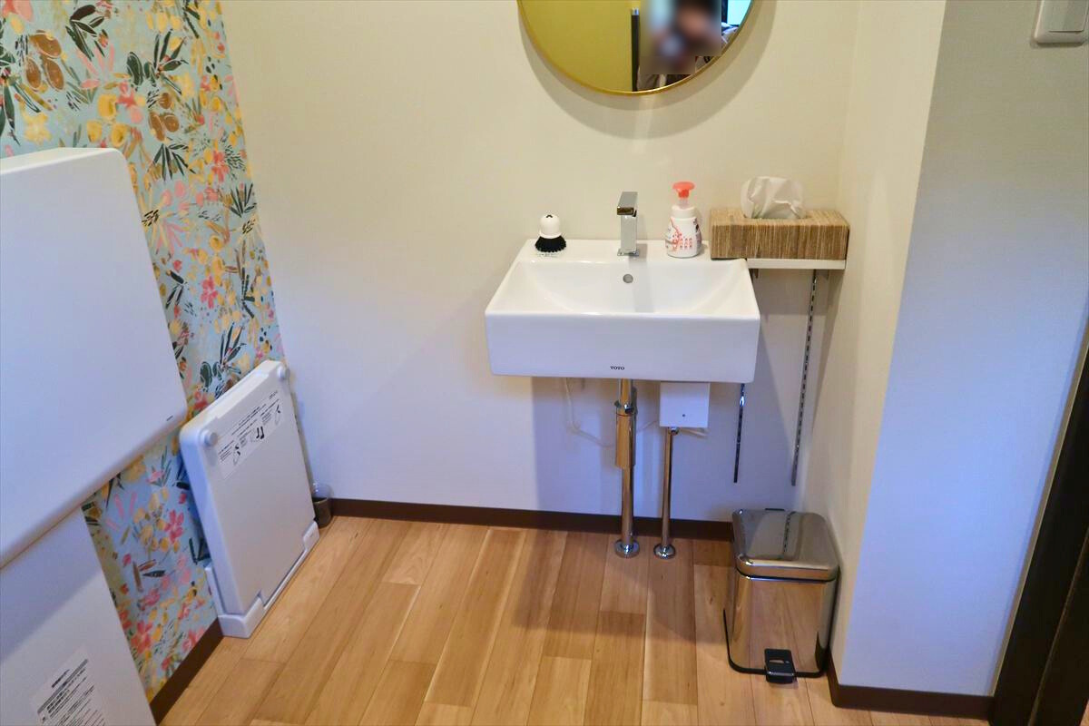 店内ユニバーサルトイレ