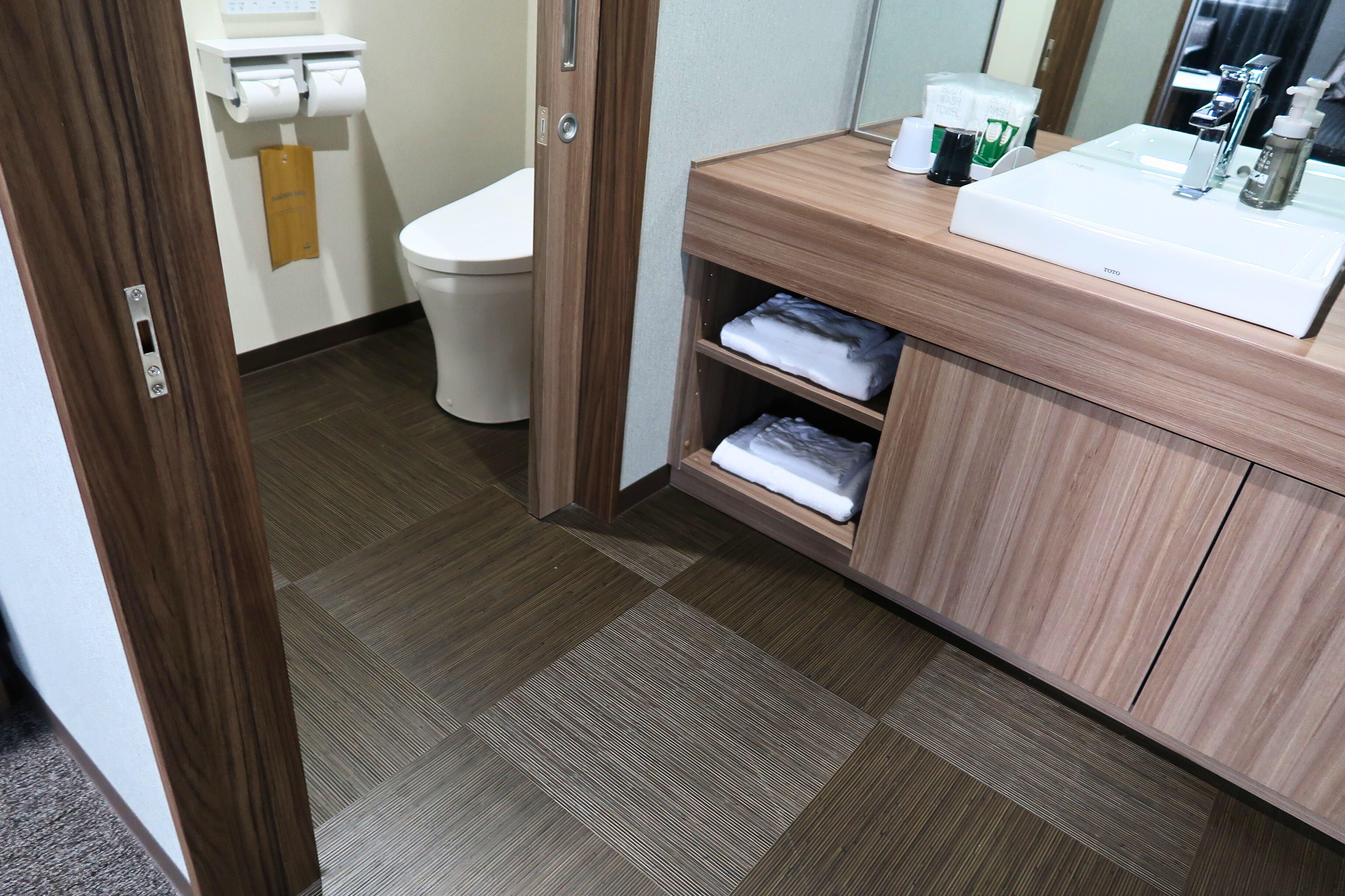 デラックスツイン