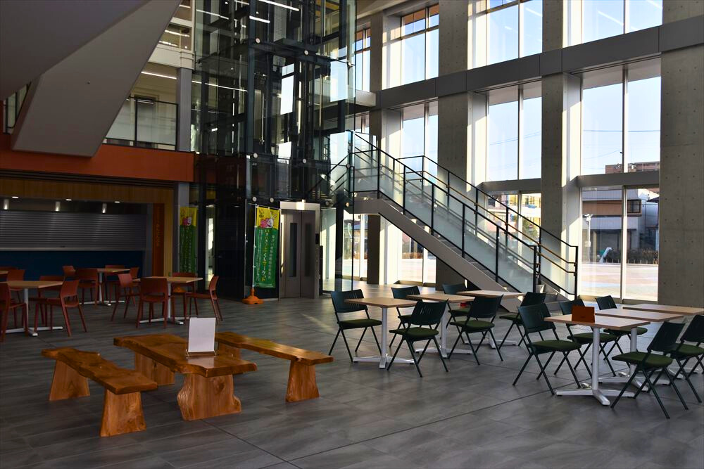 1階エントランスホール